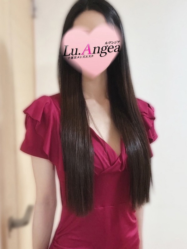 Lu.Angea～ル・アンジア|百桃【もも】