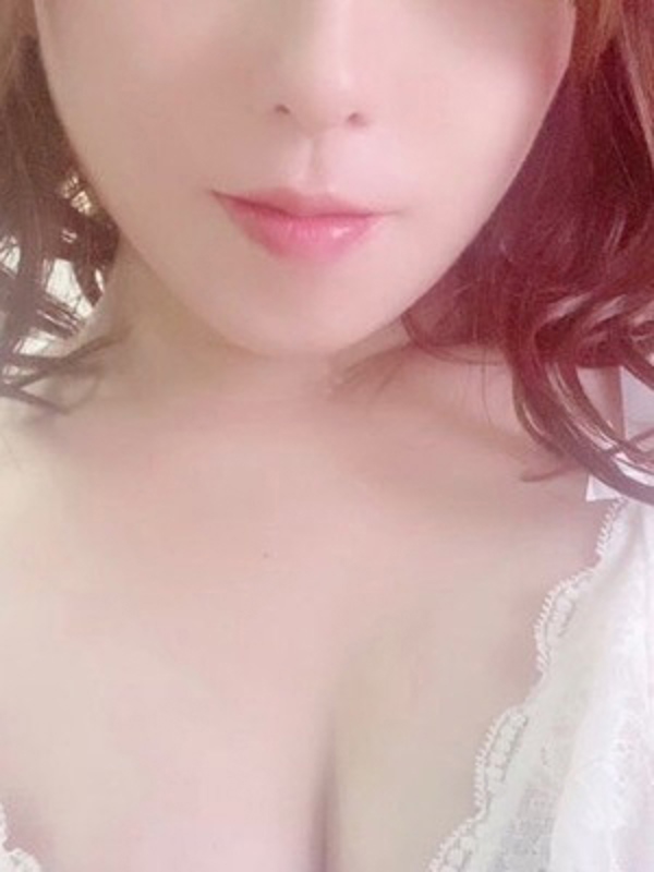 美吟-ビギン|持月