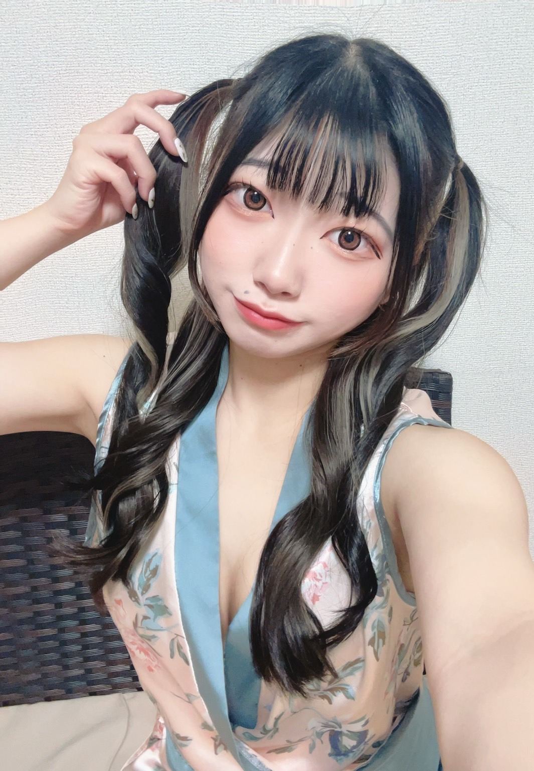 Aroma w.Lupinus〜アロマルピナス|藍沢せりな